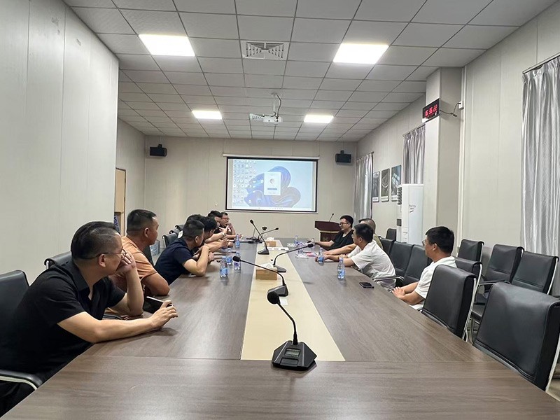 Heyuan Runbang Machinery Mold Visits Hongsheng
